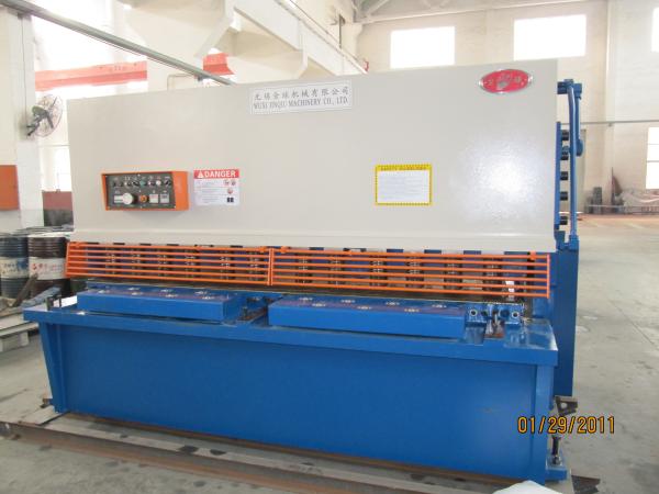 Cheap Stated CNC Hydraulic Shearing Machine Swing Beam Type Sheet Metal Cutter for sale