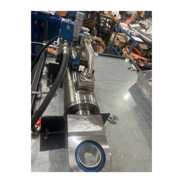 Stainless Steel Hydraulic Cylinder 25MPa 2500mm Stroke