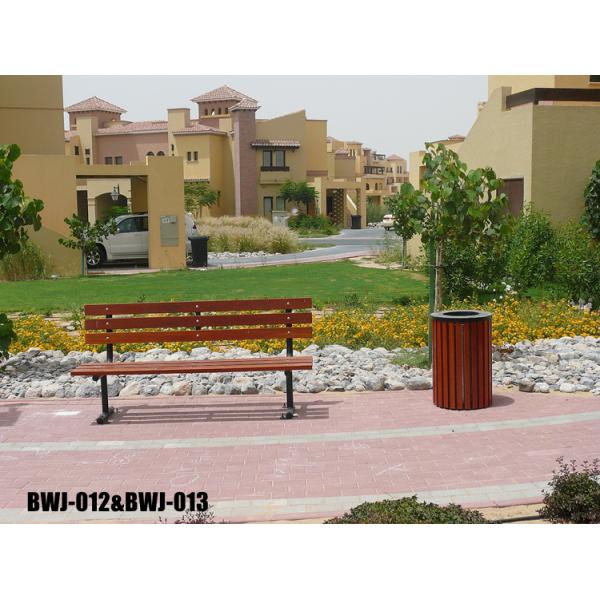 Curbside Wall Mounted Dog Waste Bin , Pet Waste Station Rectangular Shape