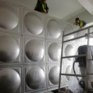 China Square Welding Insulated Water Tank Metal Material High Strength Food Grade on sale
