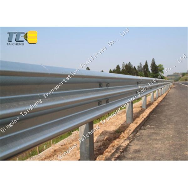 Galvanized Steel W Beam Crash Barrier 1000 Meters Silver Color CE Approved