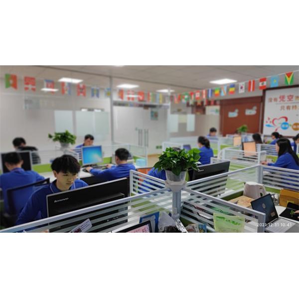 21.5 Inch Wall Mount Vertical Elevator Advertising Display 350nits 250nits Android Digital Signage 1920x1080