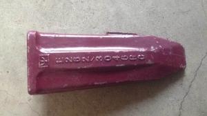 China E262 Hyundai Excavator Bucket Teeth Digger Bucket Teeth A 9J2358 Pin A 3G9549 Retainer. on sale