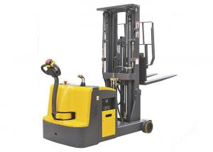 Best Counter Balanced Warehouse Forklift Trucks Lifting Height 5.6m Compact Structure wholesale