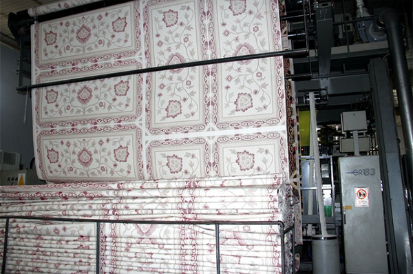 Machine Washable Chinese Classic High-Low Loop Pile Healthy Tufted Carpet For Residential
