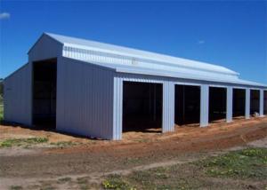China Galvanized Steel Building Barn Kits , Corrugated Sheet Prefab Steel Barn Kits on sale