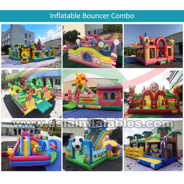 Anti Ruptured 8 X 6M Colorful Clown Theme Inflatable Fun City