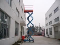 Best 8m Hydraulic Mobile Platform Table , Portable Aerial Lifting Platform with Extension wholesale