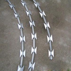 China ISO9001 Stainless Steel pvc coated  Razor Barbed Wire Fencing 5m To 15m on sale