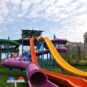 Safety Fiberglass Body Sliding Water Park For Kids Water Park High Durability