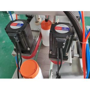 Spray Pump Automatic Bottle Capping Machine , Plastic Cap Sealing Machine