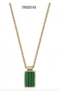 China Vintage 18k Stainless Steel Fashion Necklaces Square Green Stone Pendant Necklace on sale