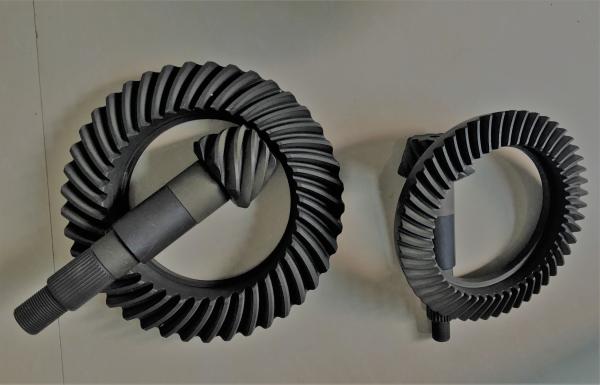Cheap Mitsubishi Truck Helical Bevel Gear Crown Wheel & Pinion Right Hand Helical Gear for sale