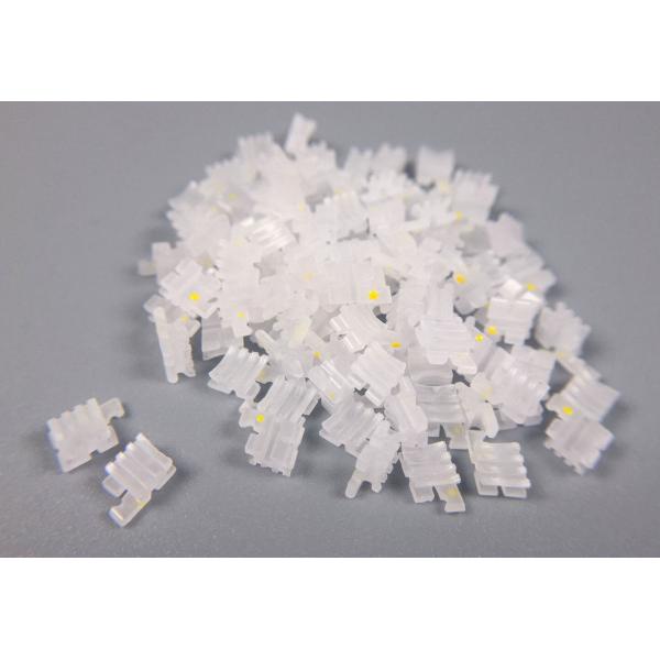 Customized Ceramic Dental Braces With Comfortable Arc Shape Smooth Schemes