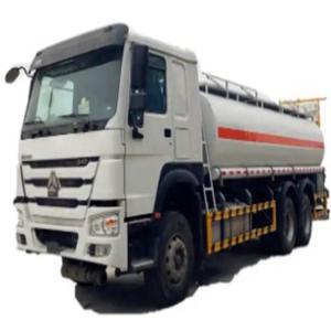China HOWO 8X4 460HP Special Water Tank Trucks 30000L 30000 Liters 25 Ton Sprinkle Water Bowser Truck With Jetting System on sale