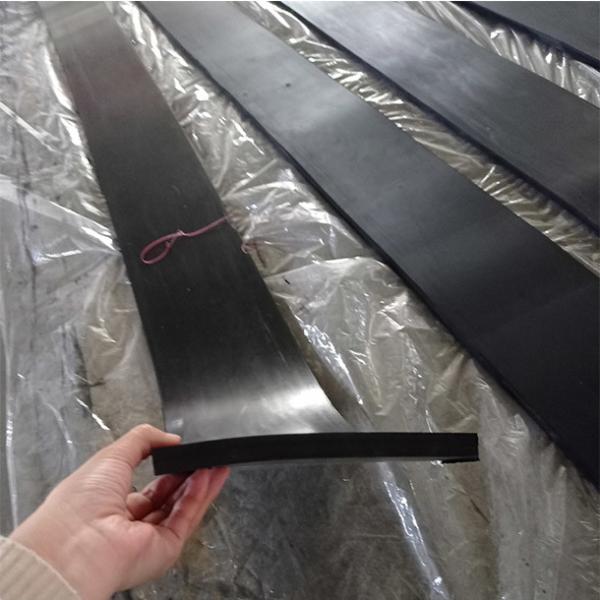 Polyurethane Skirt board Rubber For Conveyor Chutes Mining Industry