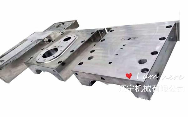 Cheap Split Barrel Kurimoto 125 Twin Screw Extruder Machine Parts Corrosion 316L Material for sale