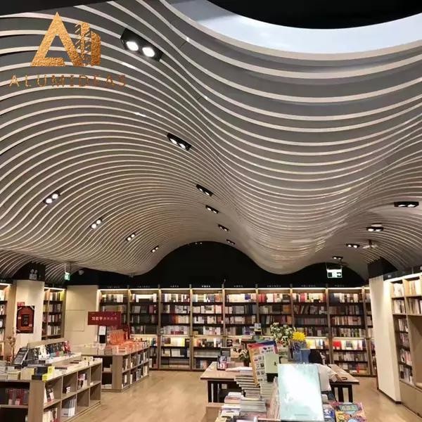 Baffle ceiling