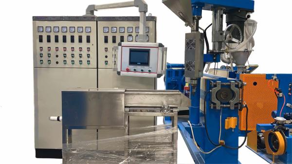Cheap High Speed Electric Wire Extruder Machine PE PVC 50Mm Power Cable Making Machine Cable Production Line for sale