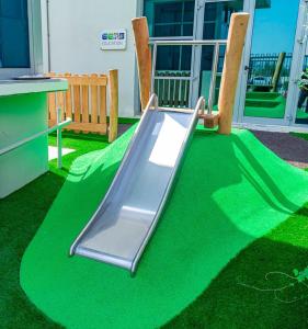 IAAF Non-Toxic Safe and Inviting Public Spaces 8mm EPDM Playground Surface