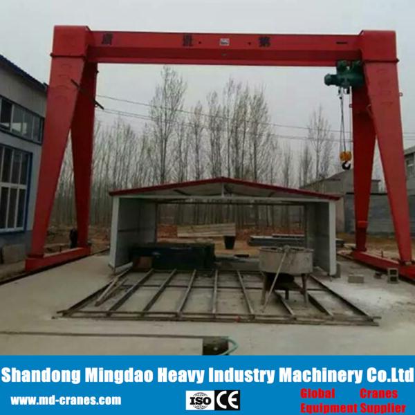 Outdoor Workshop Using Materials Handlling Gantry Crane with Hook