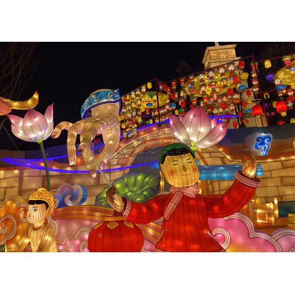 Keel Interactive Characters Decorated Fabric Chinese Lanterns In Street Festival