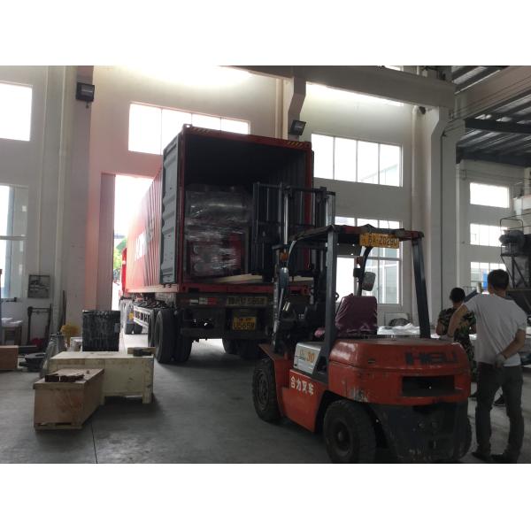 Dust Collection SBR Scrap Grinder Machine For Polymerized Styrene Butadiene