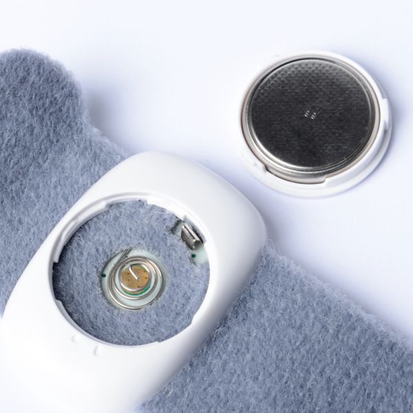 2017 New Children intelligent wearable electronic thermometer Bluetooth smart baby monitor household android