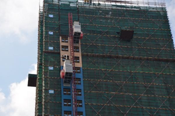 Cheap Vertical Transportion 300m Building Construction Hoist 1600kg for sale