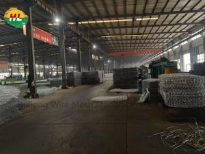 China 8x10cm Heavy Galvanized Gabion Mesh Cages For Slope Protection on sale