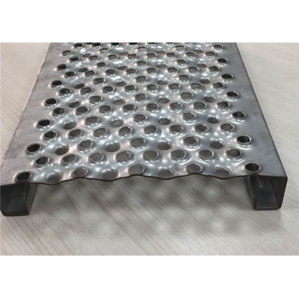 Aluminium Plank Metal Sheet Forming Machine 8-15m/min 16row Rollers Chain Driving