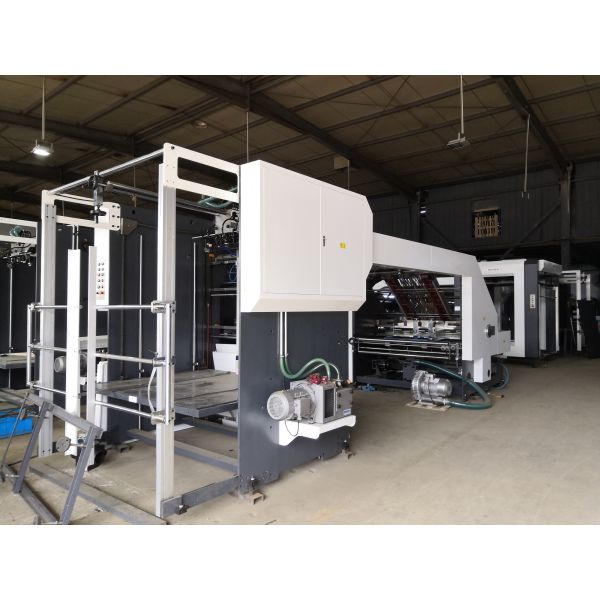 Electric Motor Driven Flute Laminating Machine With Machinery Test Report Provided