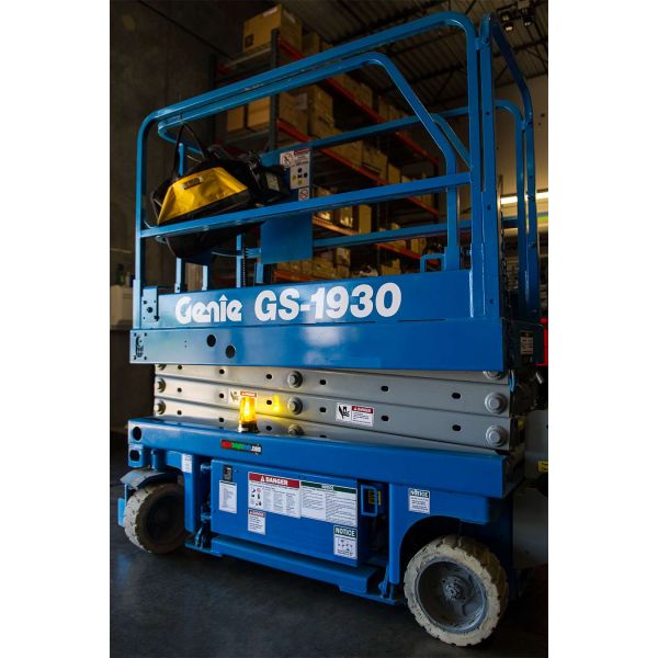 PC Rotate Amber Strobe Lights , DC 10V -110V Emergency Vehicle Lights