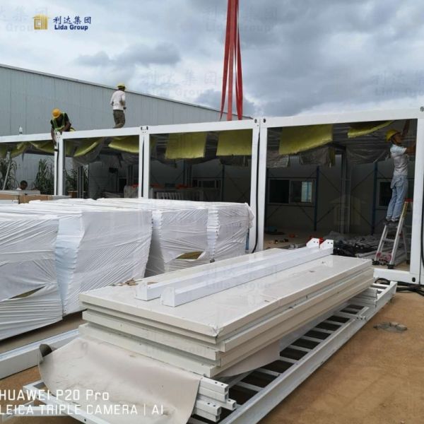Earthquake Resistant Soundproof Waterproof Flat Pack Container House for Mining and Office Applications
