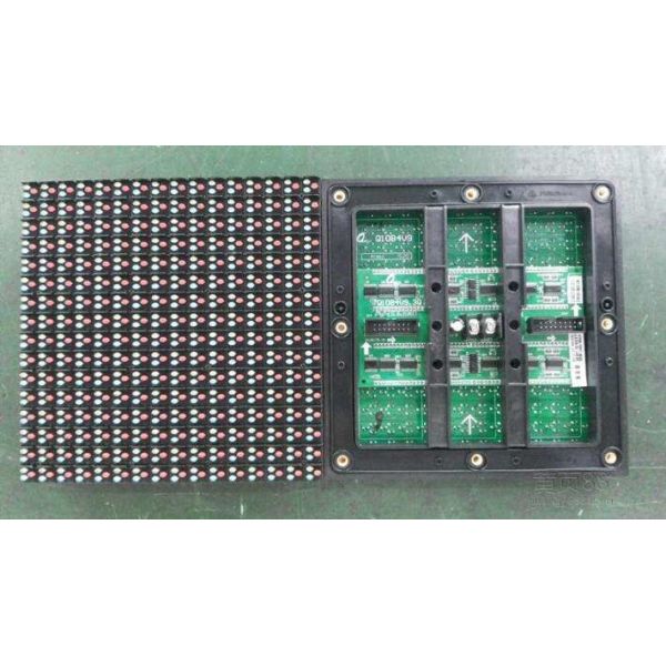 Mobile Full Color 32x32 Led Matrix Display Fireproof Front Installation