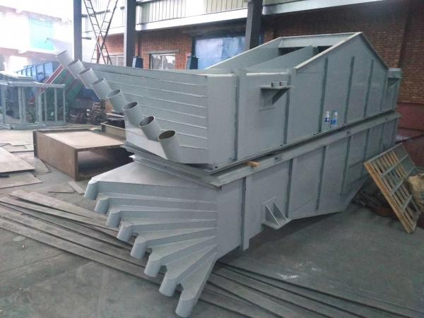 Cheap Good quality 1-5 Layers Ceramic Industry linear vibrating screen/ linear vibrating separator for sale