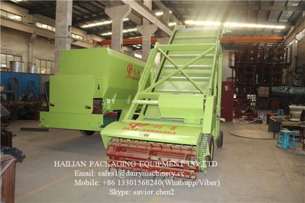 Cheap Grass Feed Loading Machine / Silage Loader  For Farm Vertical TMR Mixers for sale