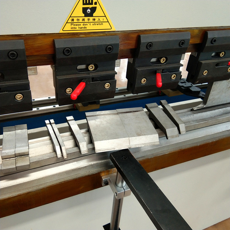 Hydraulic Automatic Aluminum Bending Machine TP10S X Y Axis