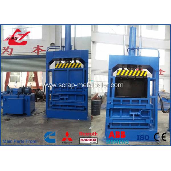 Plastic Films Vertical Compactor Plastic Baling Machine , Automatic Bale Packing Machine