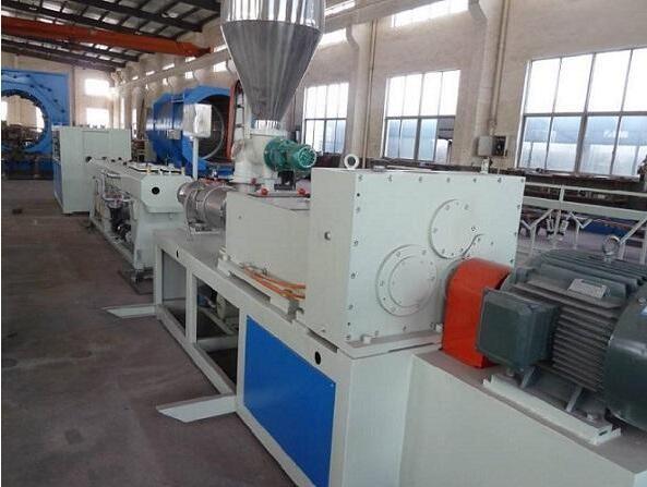 Cheap Hydraulic Protective Sleeve Plastic Extrusion Line , Sprial Hose Warp Pe Pipe Extrusion Machine for sale