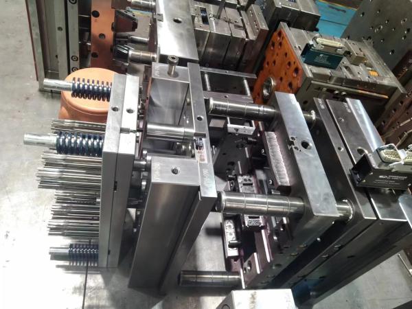 Cheap Plastic Injection Mold Base with Ejector System Ejector Pins Standard HASCO for sale