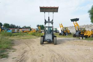 China 42kW Small Construction Wheel Loader For Preparing Job Sites on sale