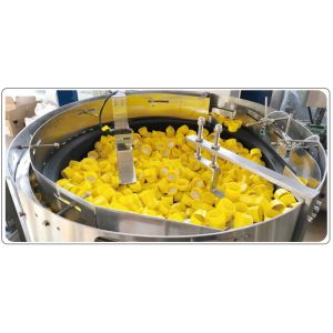 Best 7000 bph Rotary Filling And Capping Machine Rotary Capper wholesale