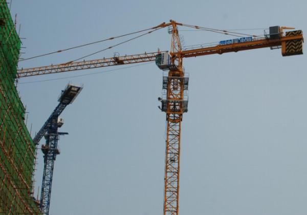 Cheap 6tons Used Tower Crane with L46A1 Mast Section for 11 Layer Building Project for sale