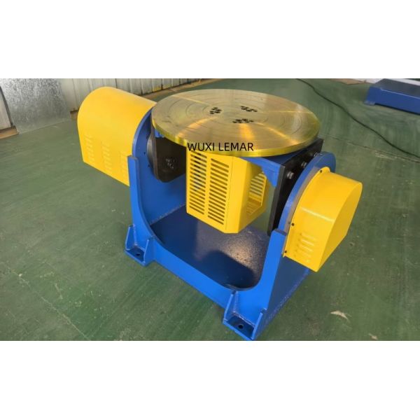 Dual Axis Rotary Welding Positioner P Type 81°/Sec 500mm Motorized Welding Turntable