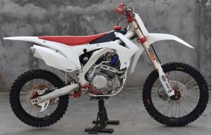 Best MSAWAKI 250cc Dirt Bike , Auto Dirt Bike Cheng Shin Tire White Color wholesale