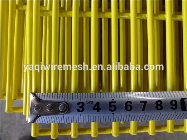 358 Security Wire Mesh Fence Plastic Coating With 4.0mm - 5.0mm Wire PVC Coating