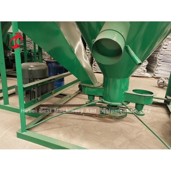 High Productivity Poultry Feed Making Machine For Poultry Chicken Farm Sandy
