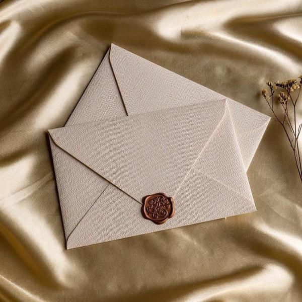 Tear Resistant Kraft Paper Envelopes Brown / White Invitation Card Envelope For Gift Use