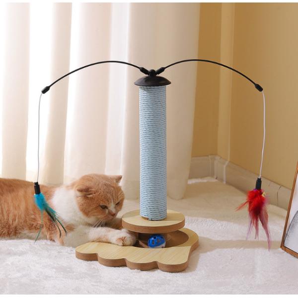 Interactive cat scratcher 